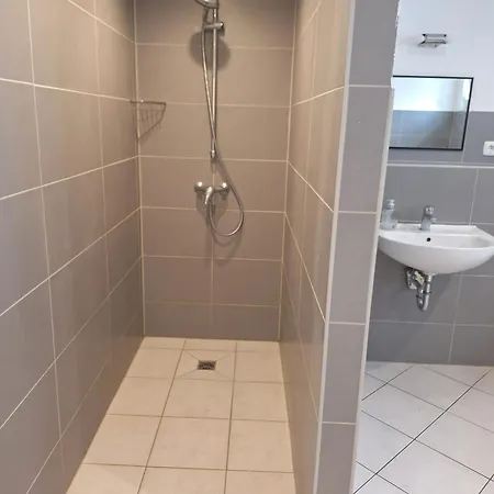 Confidence, Monteurwohnung * Bürstadt